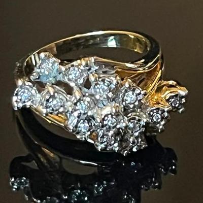15 Diamond Ring Goldtone Mount