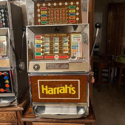Vintage harrahs 