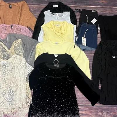 Chic Women's Clothing Assortment