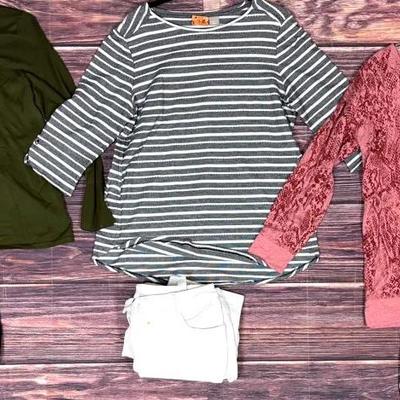 Women's Shirts and Capris