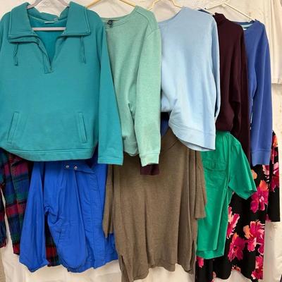 Vintage "Chico's" and "Everlast" Women's Apparel  
