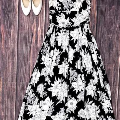 Vintage Dress and Heels Ensemble 