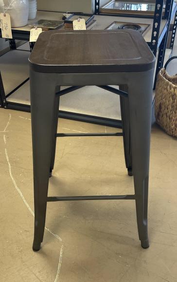 Sale Photo Thumbnail #312