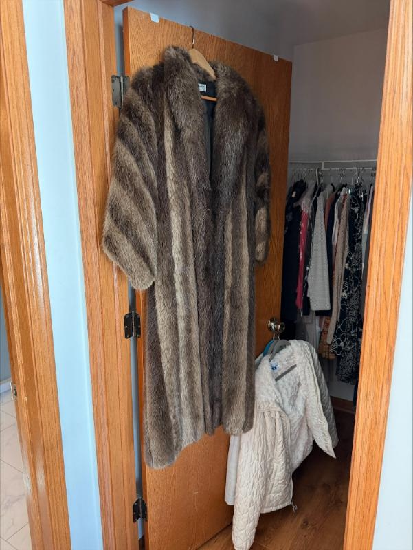 Sale Photo Thumbnail #5