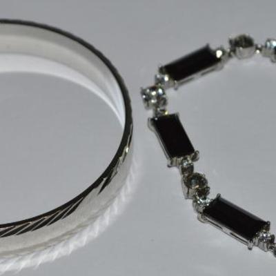 Sale Photo Thumbnail #346