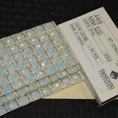 Sale Photo Thumbnail #182