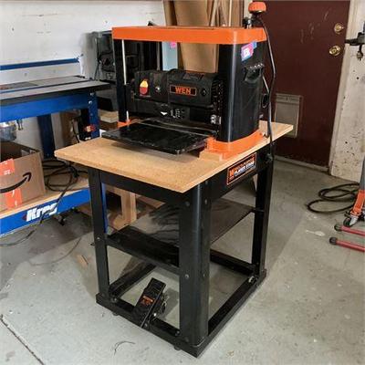Sale Photo Thumbnail #3: WEN 12.5" Benchtop Thickness Planer with Planer Stand __ SPECIAL PICKUP INSTRUCTIONS  READ BEFORE BIDDING ____