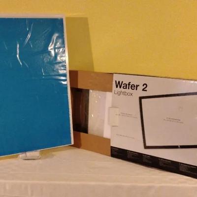 Wafer 2 Lightbox And Light Table