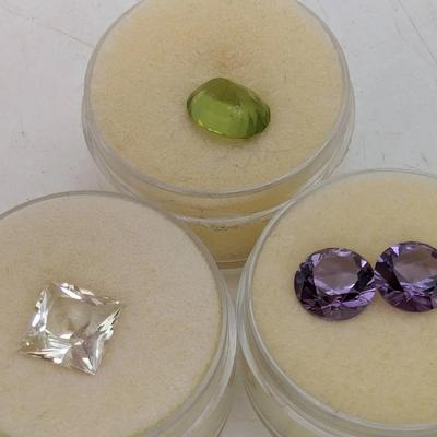 Gemstones... Peridot, Quartz & Amethysts 
