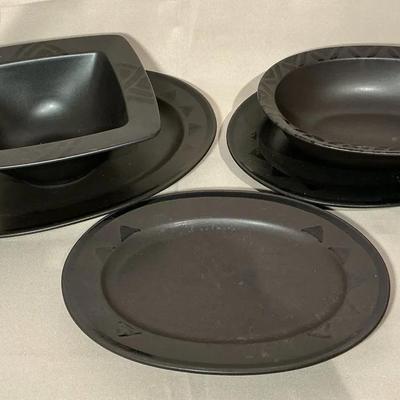 Pfaltzgraff Midnight Sun Serving Platters & Bowls