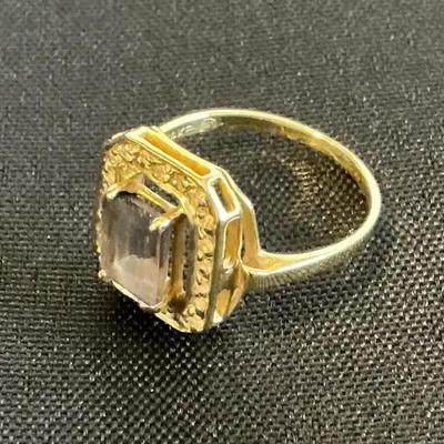 14k Gold Amethyst Ring (Size 8) (3.33 Grams)