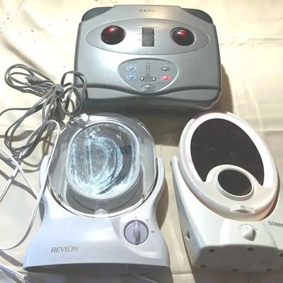 Lighted Magnifying Mirrors And Homedics Foot Massager With Heat 