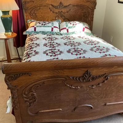 Antique Victorian Tiger Oak Carved Full Size Bed 