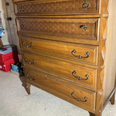 Bedroom Dresser 5 Drawer With Basket Weave Detail 