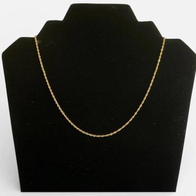 18k Gold Diamond Cut Necklace (17 Inch) (2.8 Grams)