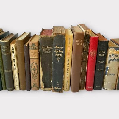 Antique & Vintage Bibles, Religious Books (LR69)