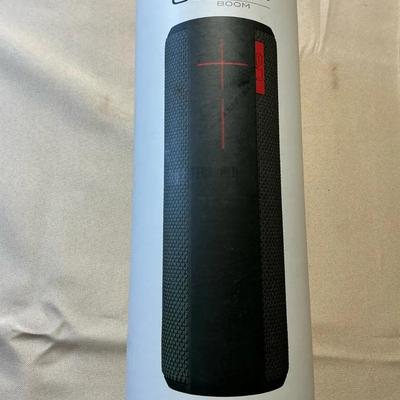 Ultimate Ears Boom Box Wireless Bluetooth Speaker New 