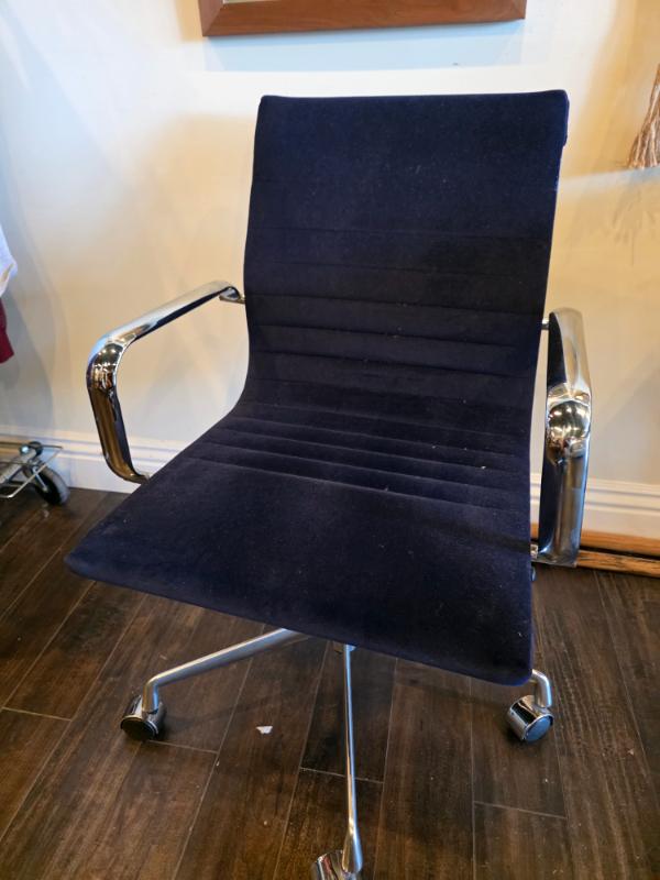 Sale Photo Thumbnail #24