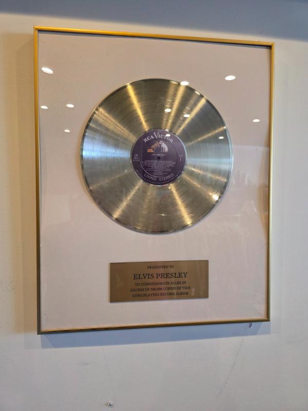 Sale Photo Thumbnail #41