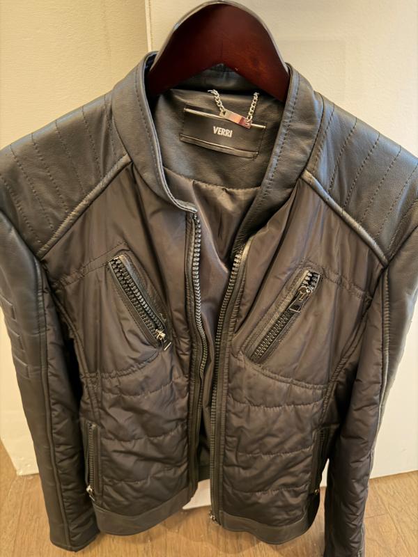 Sale Photo Thumbnail #130