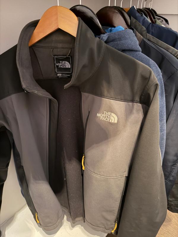 Sale Photo Thumbnail #131