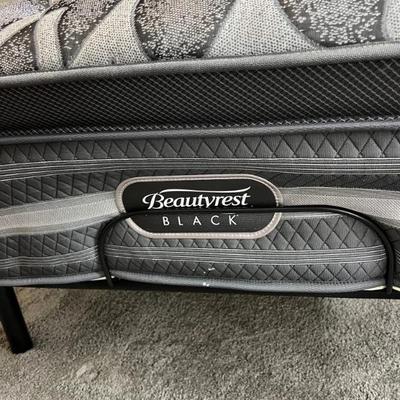 Sale Photo Thumbnail #29