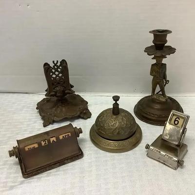 Collection Of Vintage Metal Decor (5)