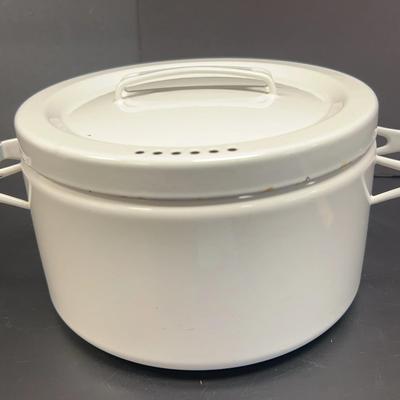 Vintage Enamelware Dutch Oven