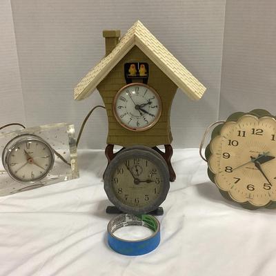 Set Of 4 Vintage Clocks