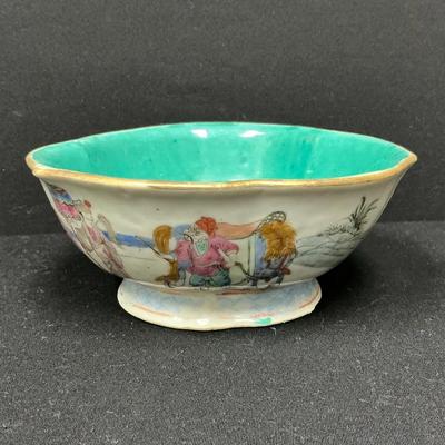 Chinese Famille Rose Bowl