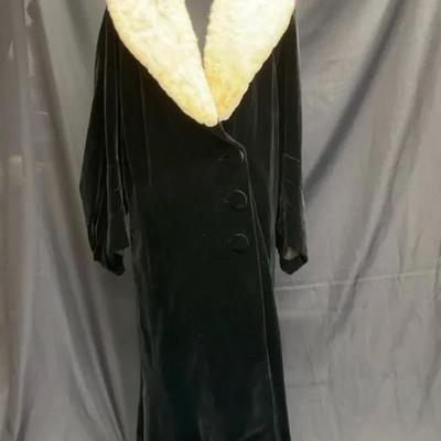 Black Velvet Opera Coat With Fur Collar