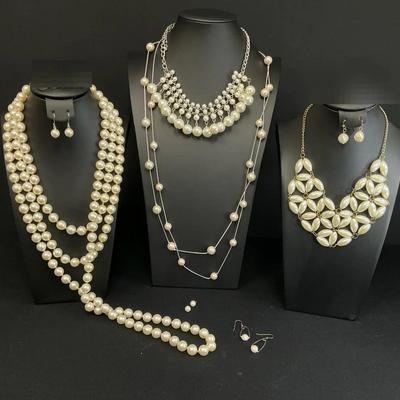 Bold Pearl Accessories