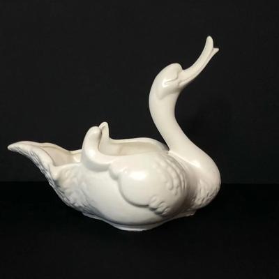 Hull Pottery Swan Planter
