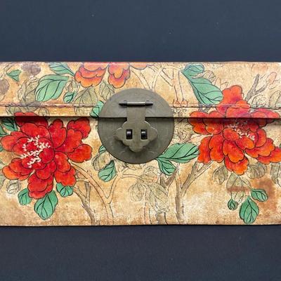 Chinese Hand Painted Box