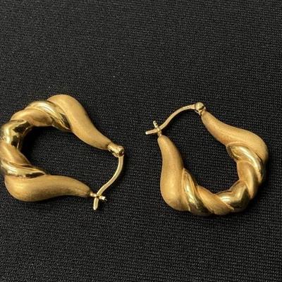 14K “Shrimp” Hoop Earrings 