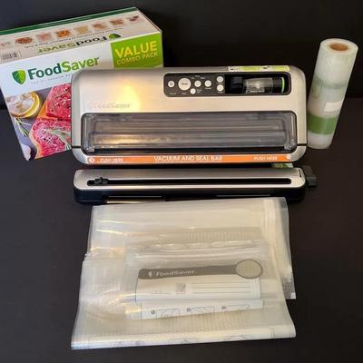 Food Saver Vacuum Sealer with Bags and Rolls
