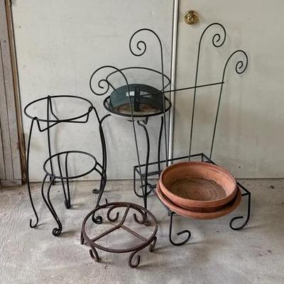 Plant stand Lot 