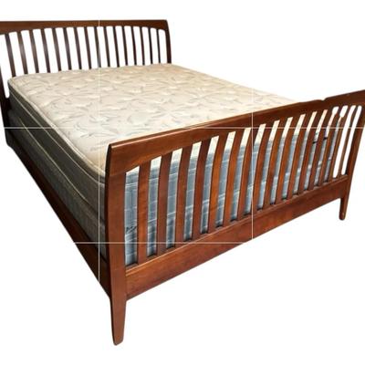 Solid Wood Sleigh Queen Bed 