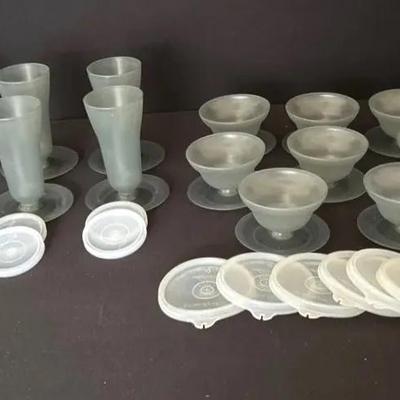 Vintage Tupperware Smokey Gray Ice Cream Parfait Cups & Dessert Cup With Lids