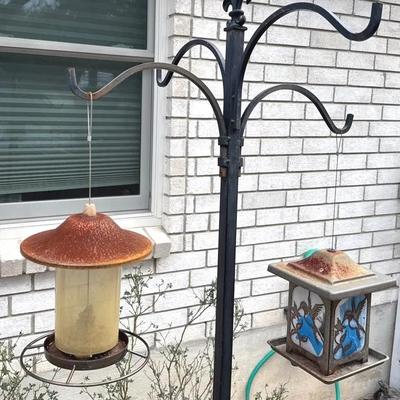 4 hook plant holder (approx ft) & 2 bird feeders 