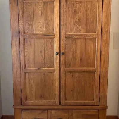 Attic Heirlooms By Broyhill Oak Armoire 