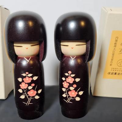 Vintage Japanese Kokeshi Wooden Dolls