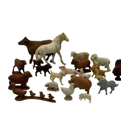 Lot Of Vintage Plastic Animals