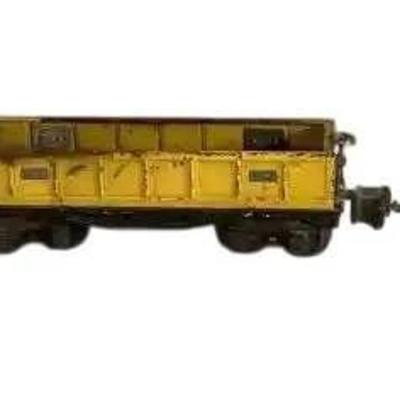 Set Of three Pre-war Lionel Train Cars In O Gauge 