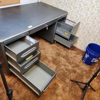 Sale Photo Thumbnail #31