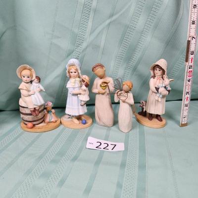 Sale Photo Thumbnail #659