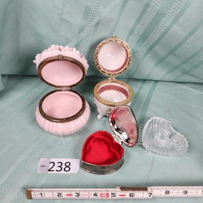 Sale Photo Thumbnail #686