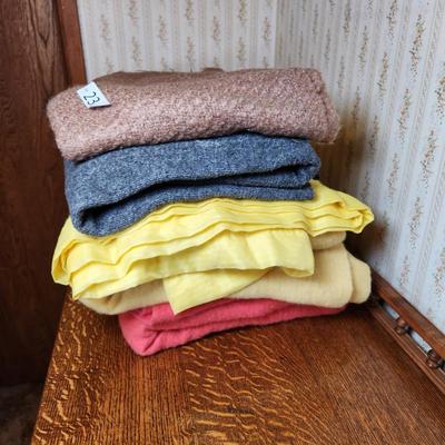 Sale Photo Thumbnail #86