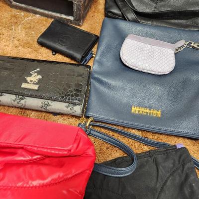 Sale Photo Thumbnail #129