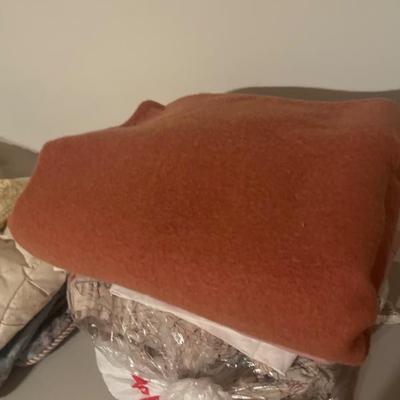 Sale Photo Thumbnail #909